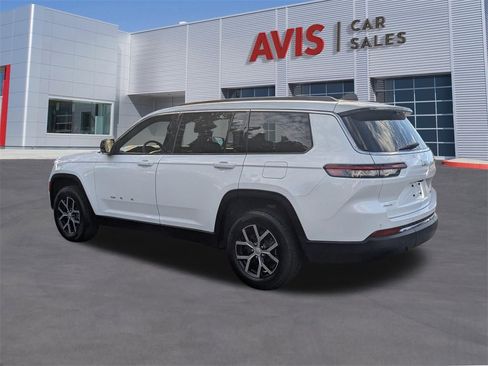 Used 2024 Jeep Grand Cherokee L Limited w/ Luxury Tech Group II image 9