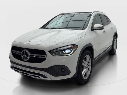 Used 2022 Mercedes-Benz GLA 250 w/ Premium Package Lite image 4