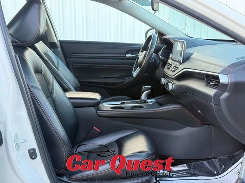 Used 2022 Nissan Altima 2.5 SR image 16