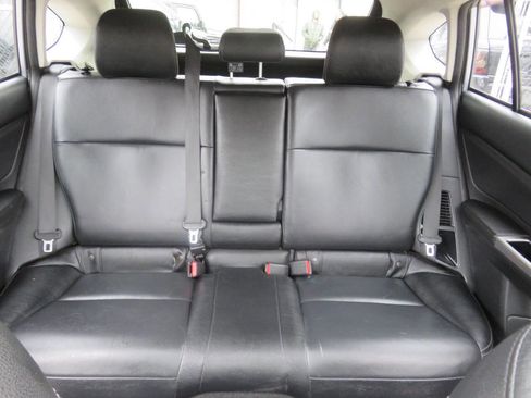 Used 2014 Subaru Crosstrek Touring AWD/4WD image 22