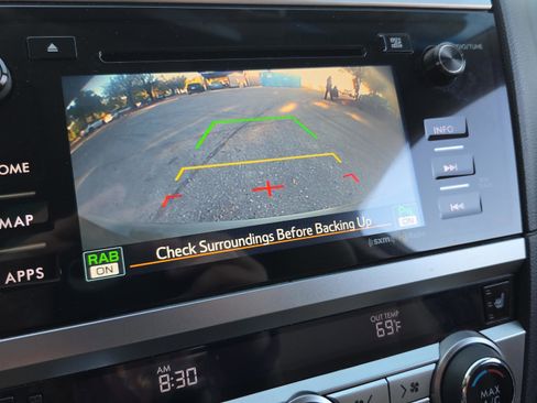 Used 2017 Subaru Outback 2.5i Limited image 23