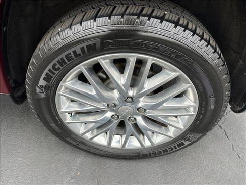 Used 2018 Jeep Grand Cherokee Summit w/ Trailer Tow Group IV image 29