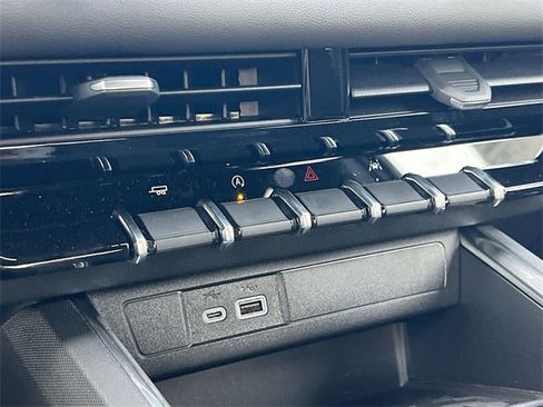 New 2026 GMC Canyon Elevation image 20