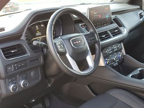 Certified 2023 GMC Yukon SLE image 8