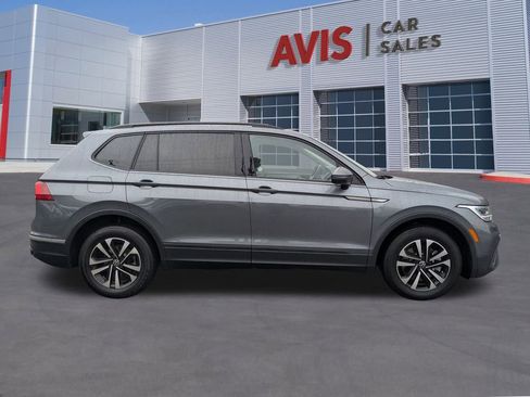 Used 2024 Volkswagen Tiguan S image 7