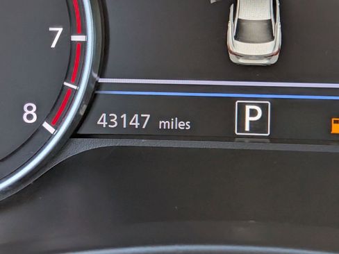 Used 2024 Nissan Sentra SV image 19