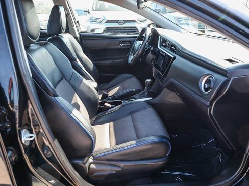 Used 2018 Toyota Corolla SE w/ Carpet Mat Package (TMS) FWD image 19