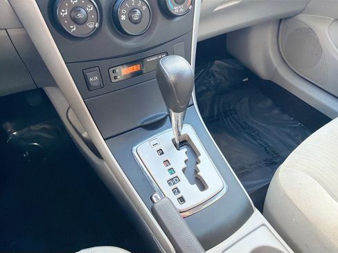 Used 2010 Toyota Corolla XLE image 9