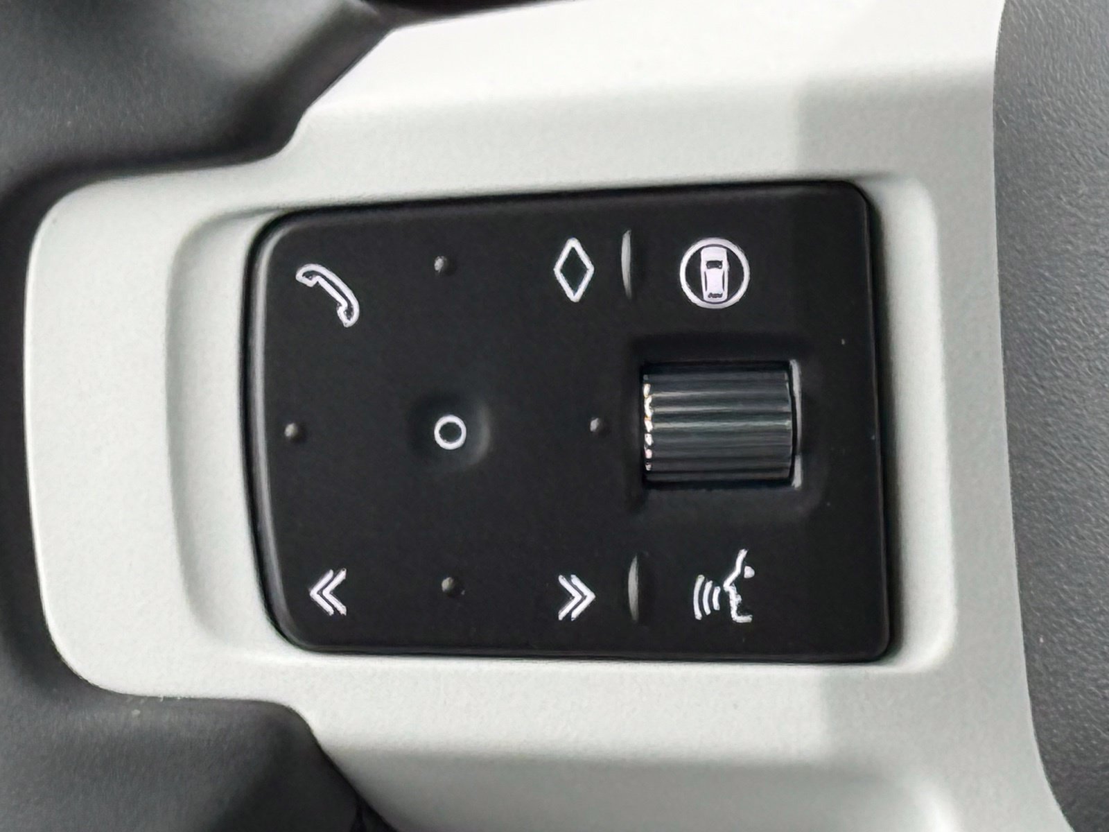 New 2026 Land Rover Defender 110 S AWD/4WD image 33