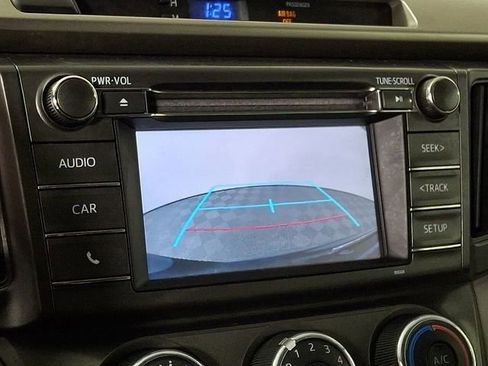 Used 2015 Toyota RAV4 LE image 4