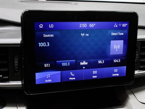 Used 2023 Ford Explorer XLT w/ Equipment Group 202A AWD/4WD image 3