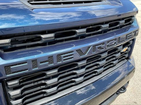 Used 2022 Chevrolet Silverado 2500 Custom w/ Custom Value Package AWD/4WD image 30