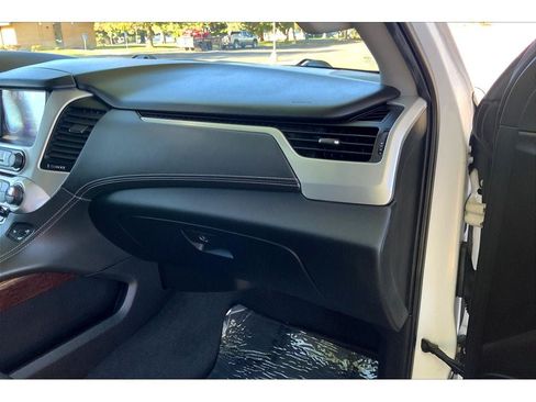 Used 2020 GMC Yukon SLT AWD/4WD image 18