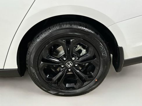 Certified 2025 Honda Accord SE image 24