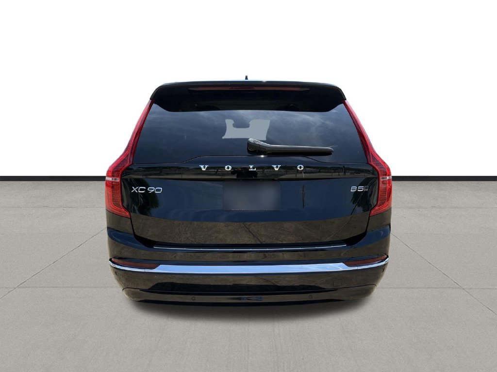 Used 2024 Volvo XC90 B5 Plus w/ Protection Package Premier AWD/4WD image 4
