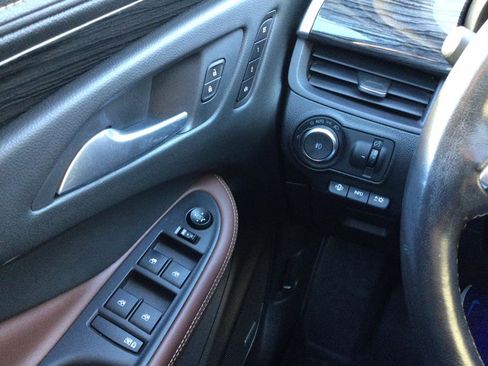 Used 2017 Buick Envision Premium w/ Driver Confidence Package image 19