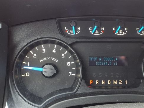 Used 2014 Ford F150 STX w/ Equipment Group 201A Mid AWD/4WD image 13