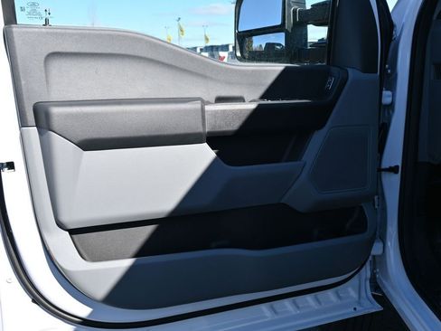 New 2026 Ford F250 XL w/ XL Chrome Package image 14
