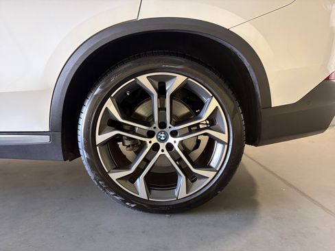 Used 2023 BMW X5 xDrive45e w/ Executive Package AWD/4WD image 20