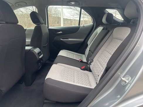 Used 2023 Chevrolet Equinox LS image 17