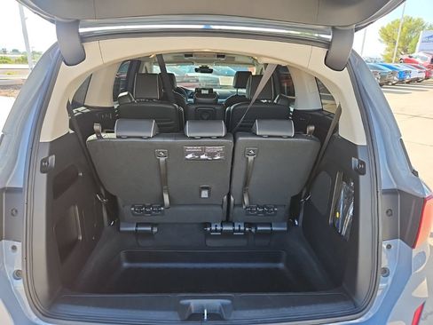 Used 2025 Honda Odyssey Touring image 15
