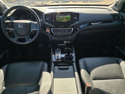 Used 2022 Honda Pilot Elite image 16