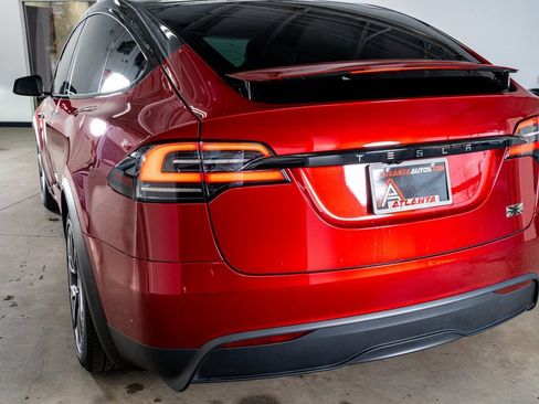 Used 2024 Tesla Model X image 23