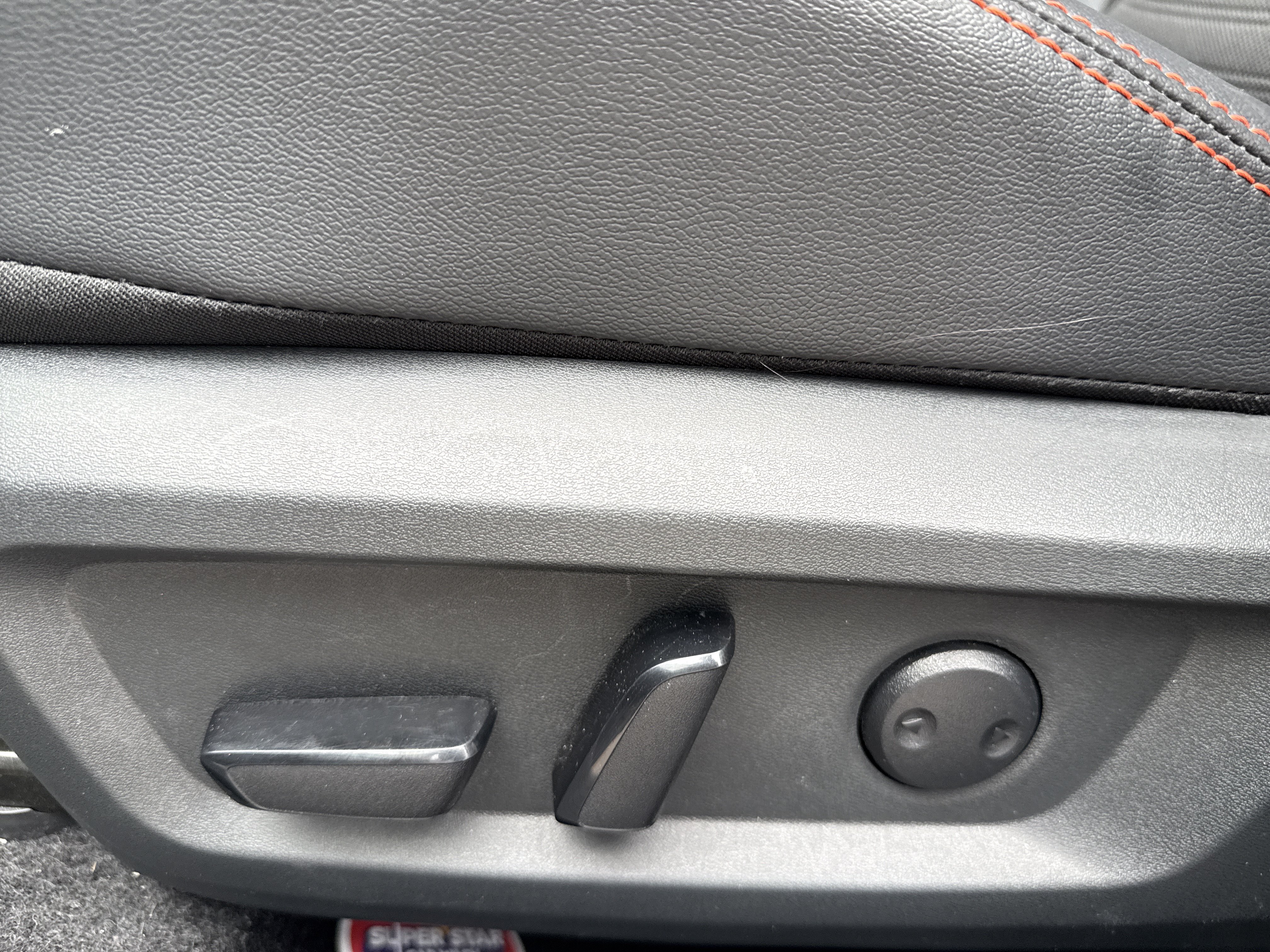 Certified 2025 Nissan Rogue SV AWD/4WD image 15