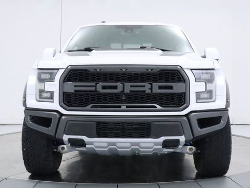 Used 2018 Ford F150 Raptor w/ Equipment Group 802A Luxury AWD/4WD image 8