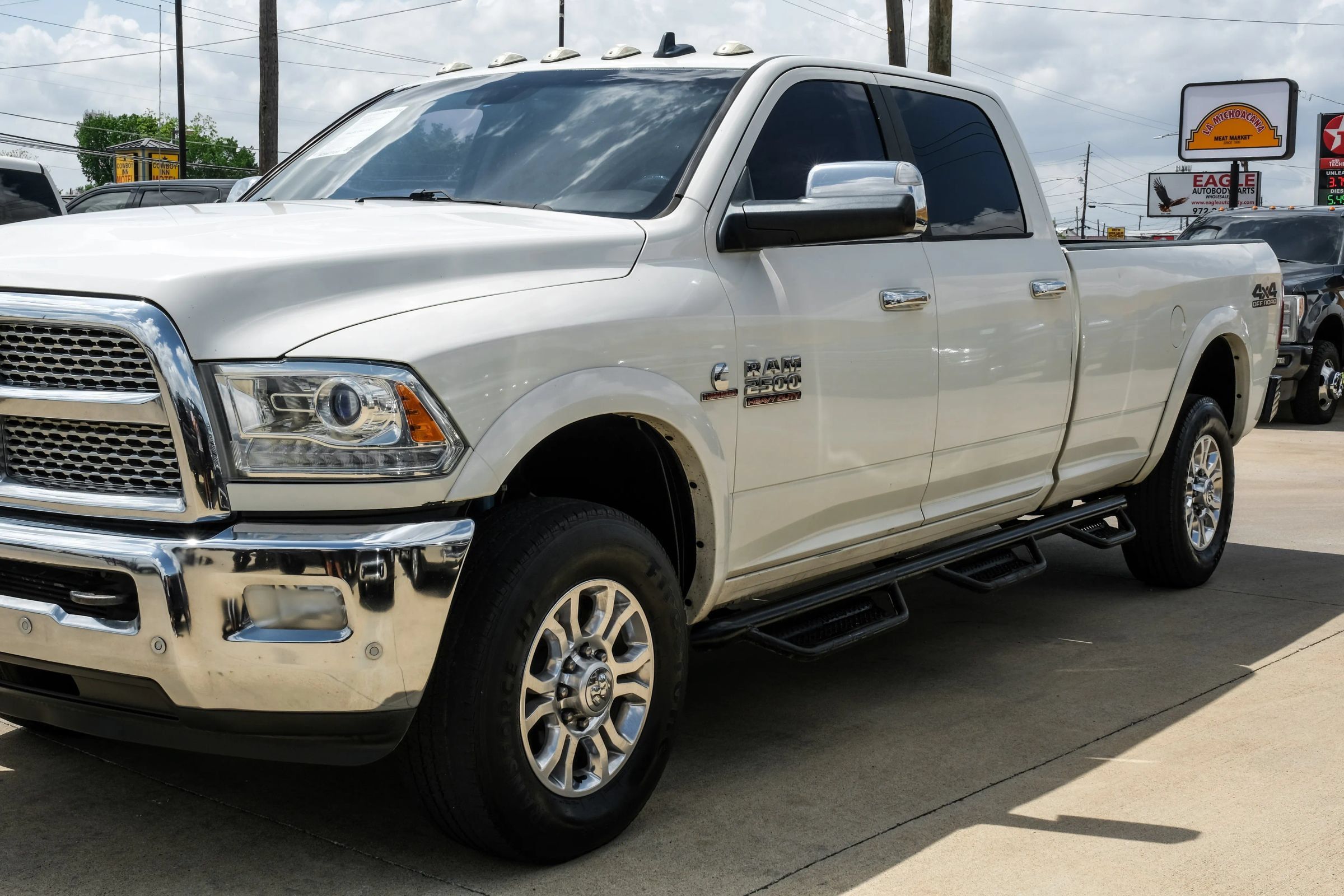 Used 2018 RAM 2500 Laramie AWD/4WD image 17