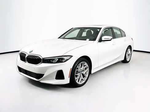 Used 2025 BMW 330i Sedan RWD image 3