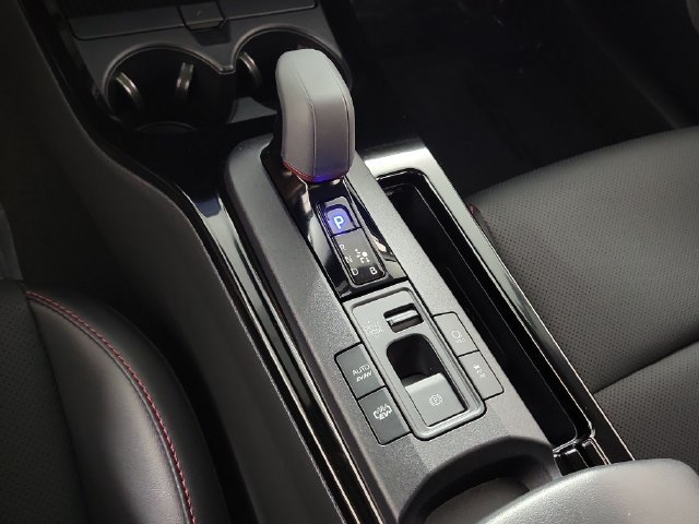 Used 2026 Toyota Prius Plug-In Hybrid FWD image 30