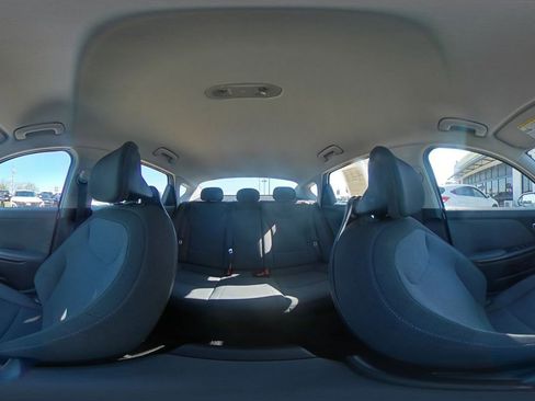 Used 2025 Kia K4 FWD image 41