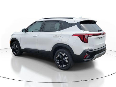 New 2025 Kia Seltos S image 4