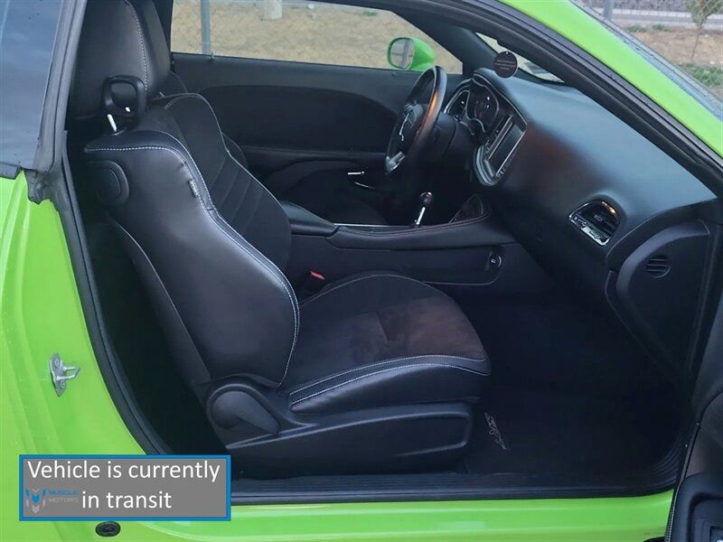 Used 2015 Dodge Challenger SRT Hellcat RWD image 15