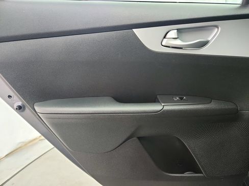 Used 2023 Kia Forte LXS FWD image 22