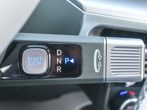 New 2026 Hyundai Ioniq 9 Calligraphy image 25