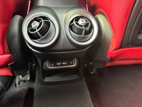 Used 2024 Alfa Romeo Stelvio Veloce AWD/4WD image 23