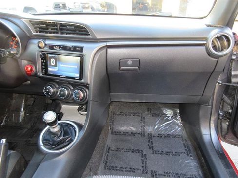 Used 2016 Scion tC image 23