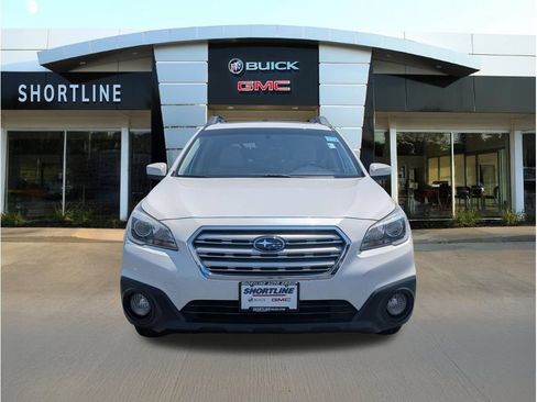 Used 2017 Subaru Outback 2.5i Premium AWD/4WD image 8