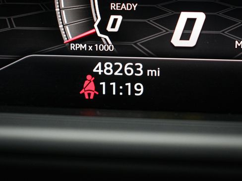 Used 2020 Lamborghini Urus AWD/4WD image 23