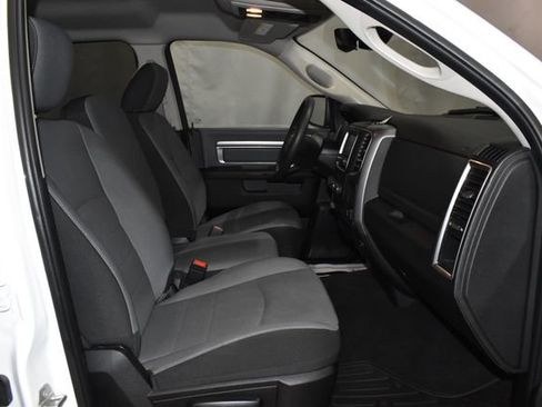 Used 2023 RAM 1500 Classic SLT w/ Protection Group AWD/4WD image 31