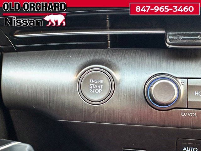 Used 2024 Hyundai Kona Limited AWD/4WD image 20