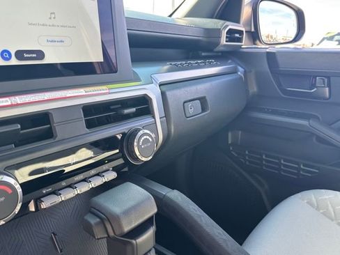 Used 2025 Toyota Tacoma SR5 image 20