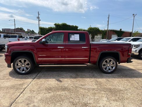 Used 2018 GMC Sierra 1500 Denali w/ Denali Ultimate Package AWD/4WD image 3