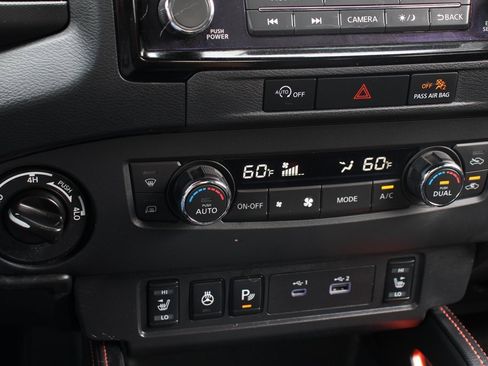 Used 2023 Nissan Frontier PRO-4X w/ Pro-4X Premium Package image 31