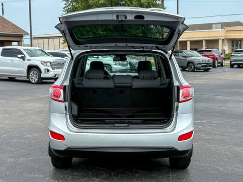 Used 2012 Hyundai Santa Fe GLS FWD image 32