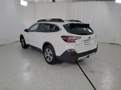 Used 2022 Subaru Outback Limited XT AWD/4WD image 9