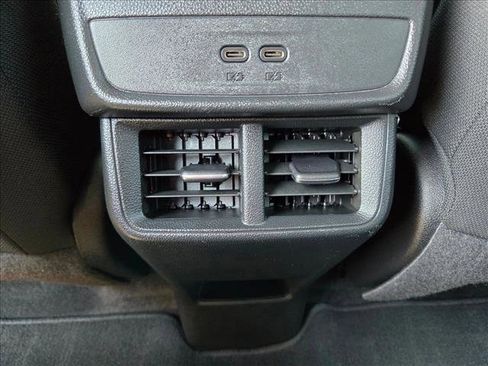 Used 2025 Chevrolet Equinox LT AWD/4WD image 17