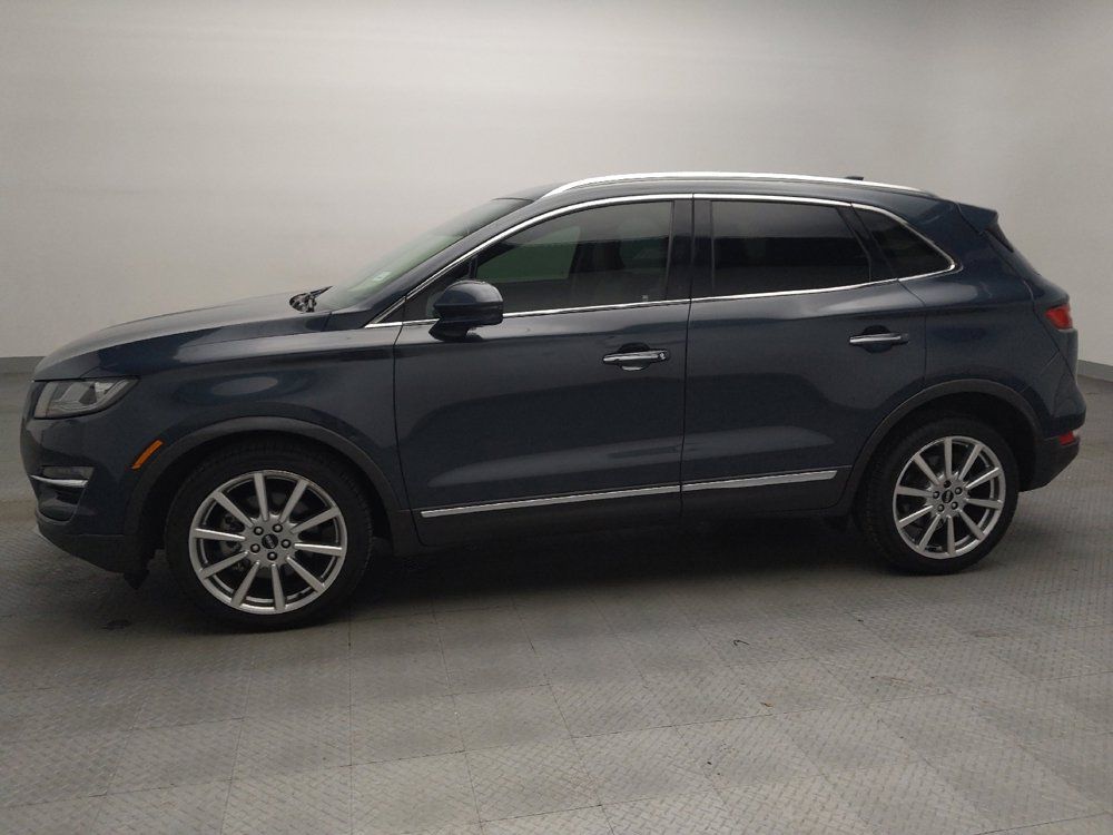 Used 2019 Lincoln MKC Reserve w/ MKC Climate Package FWD image 2